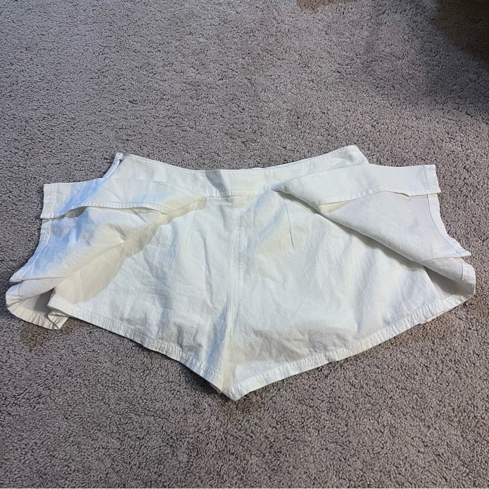 NWT Free People Heartbreaker Cotton Skort in Ivory Pleated Side Zip Closure - Picture 7 of 12